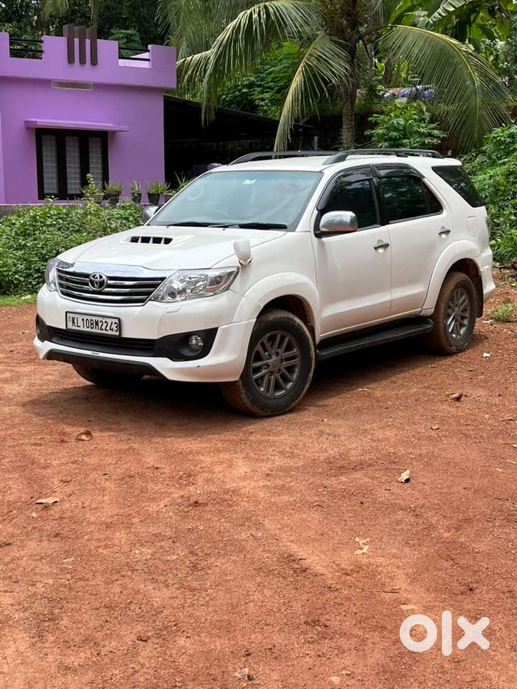 Toyota Fortuner Legender 2011 Diesel Well Maintained