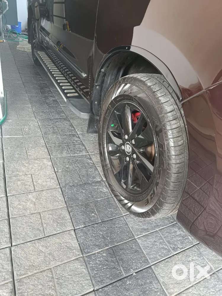 Toyota Innova Crysta Automatic,2016 November , Diesel , Fancy No,