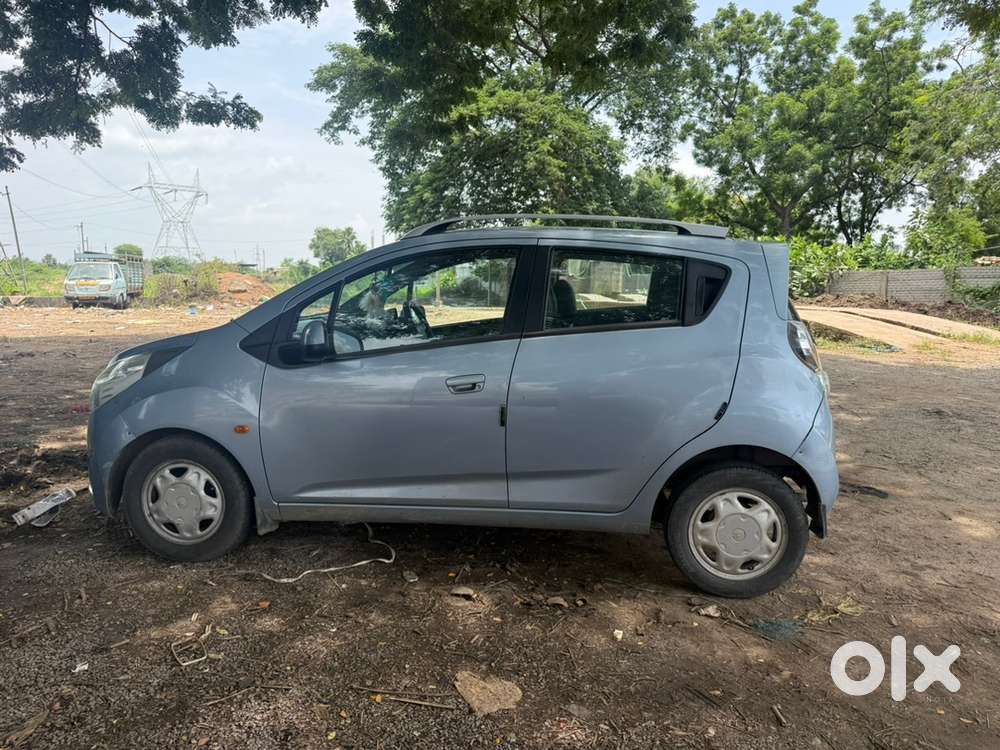 Chevrolet Beat Petrol 2011