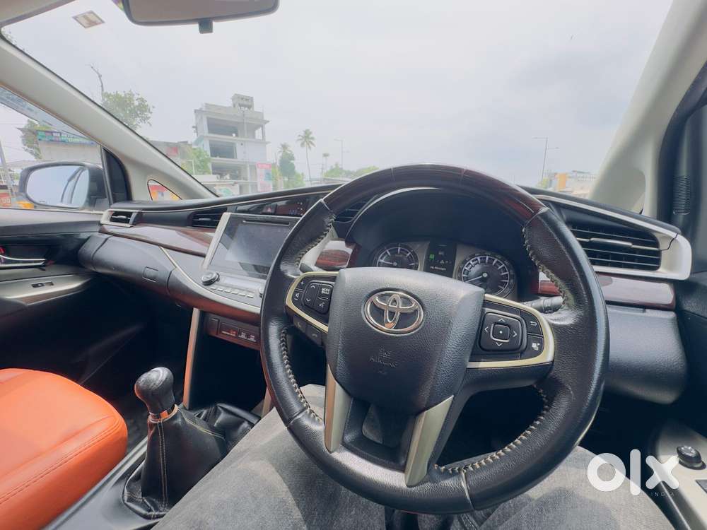 Toyota Innova Crysta 2.4 Vx Mt, 2016, Diesel