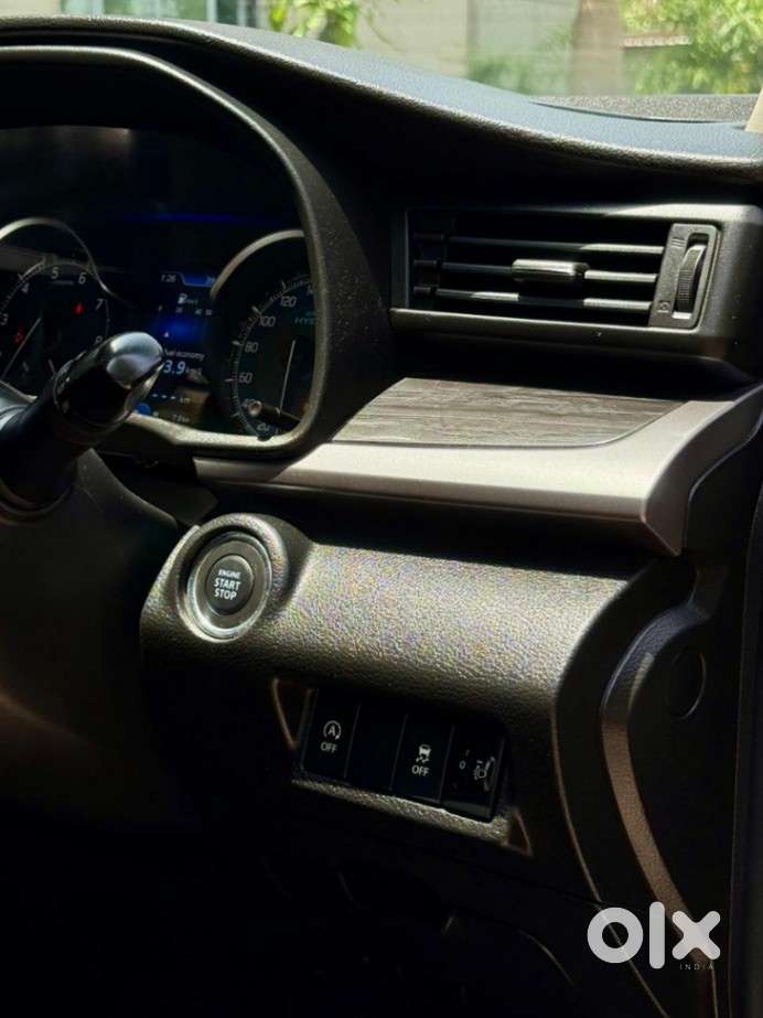 Maruti Suzuki Xl6 1.5 Alpha At, 2021, Petrol