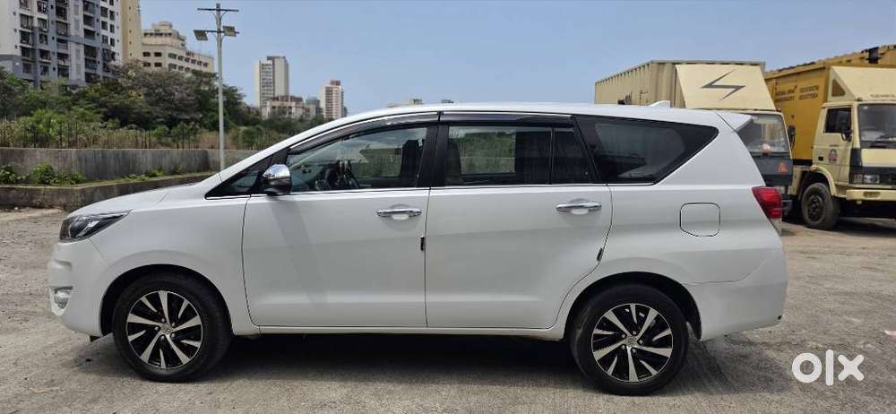 Toyota Innova Crysta, 2023, Diesel