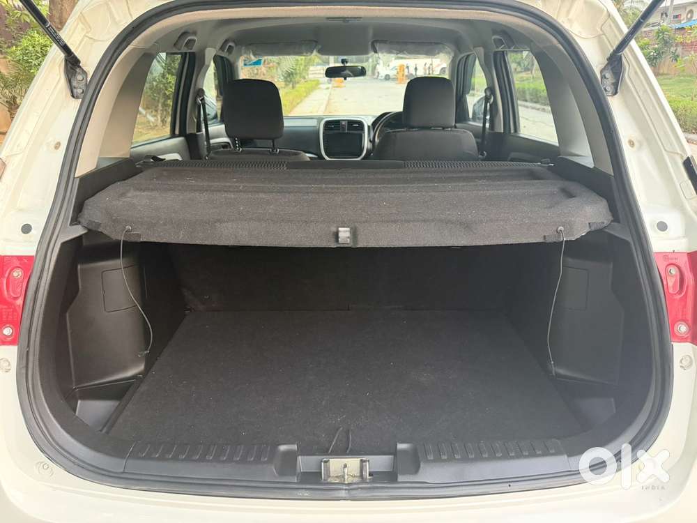Maruti Suzuki Brezza 1.5 Lxi Smart Hybrid, 2021, Petrol