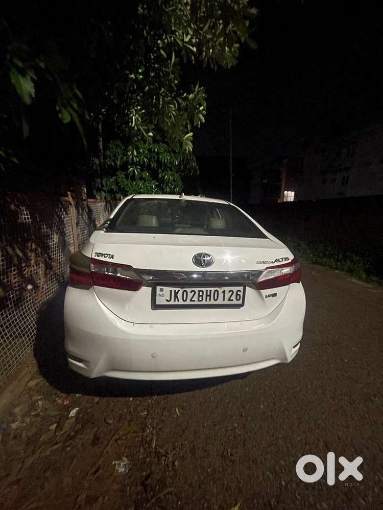 Toyota Corolla Altis 2014