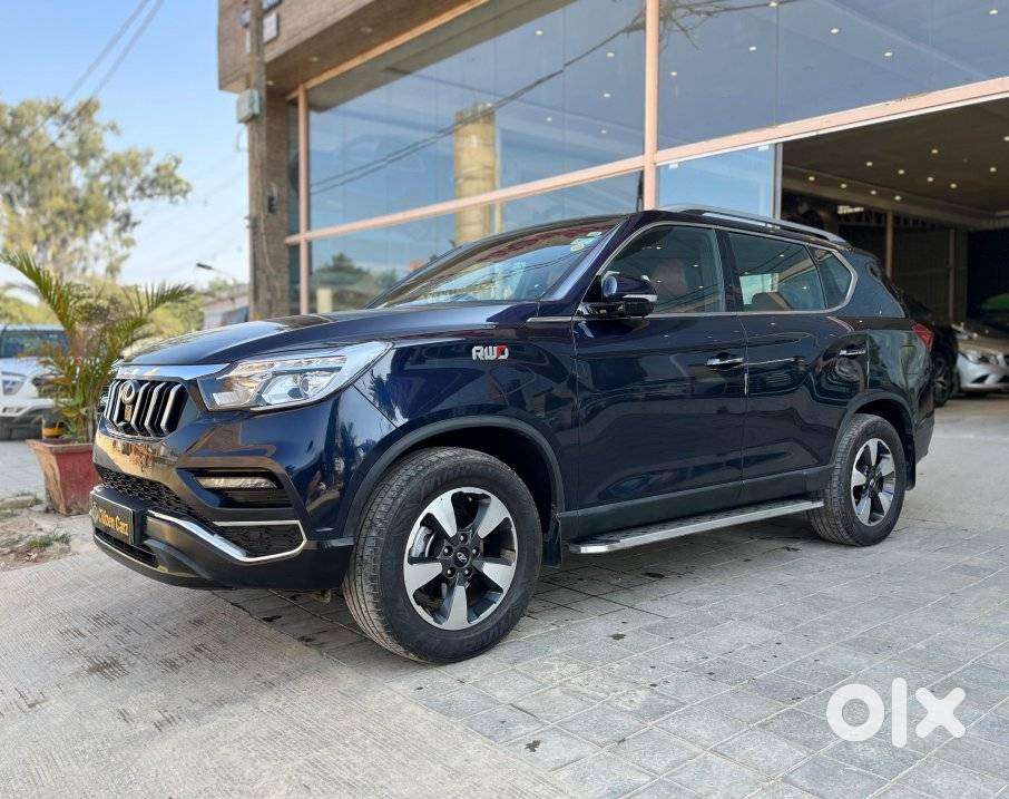 Mahindra Alturas G4 4x2 At, 2022, Diesel