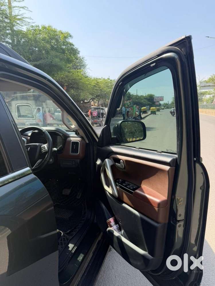 With Company Records Modified Fully To Z8l With Genuine Mahindra Parts