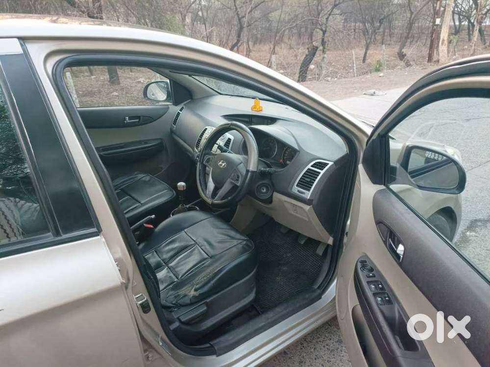 Hyundai I20 2010-2012 1.2 Sportz Option, 2011, Petrol