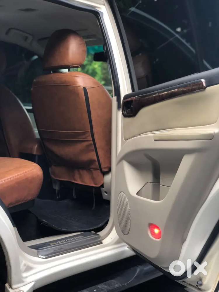 Mitsubishi Pajero Sport Automatic 4*2 2016