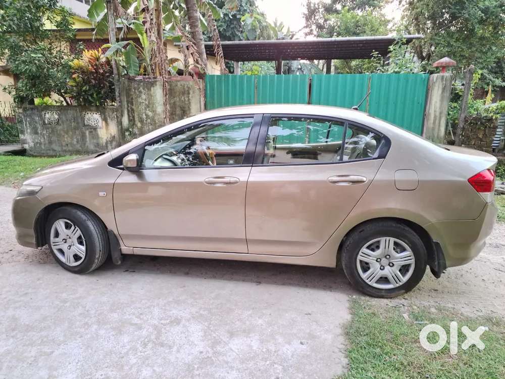 Honda City Petrol Manual  2011