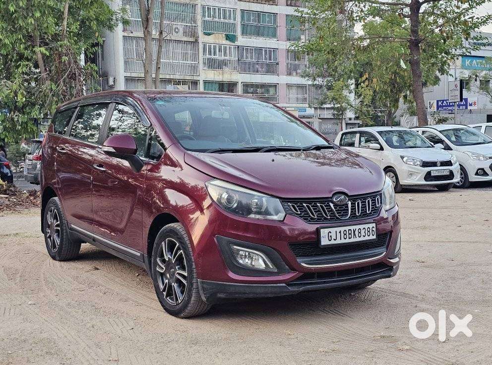 Mahindra Marazzo M8 8str, 2018, Diesel