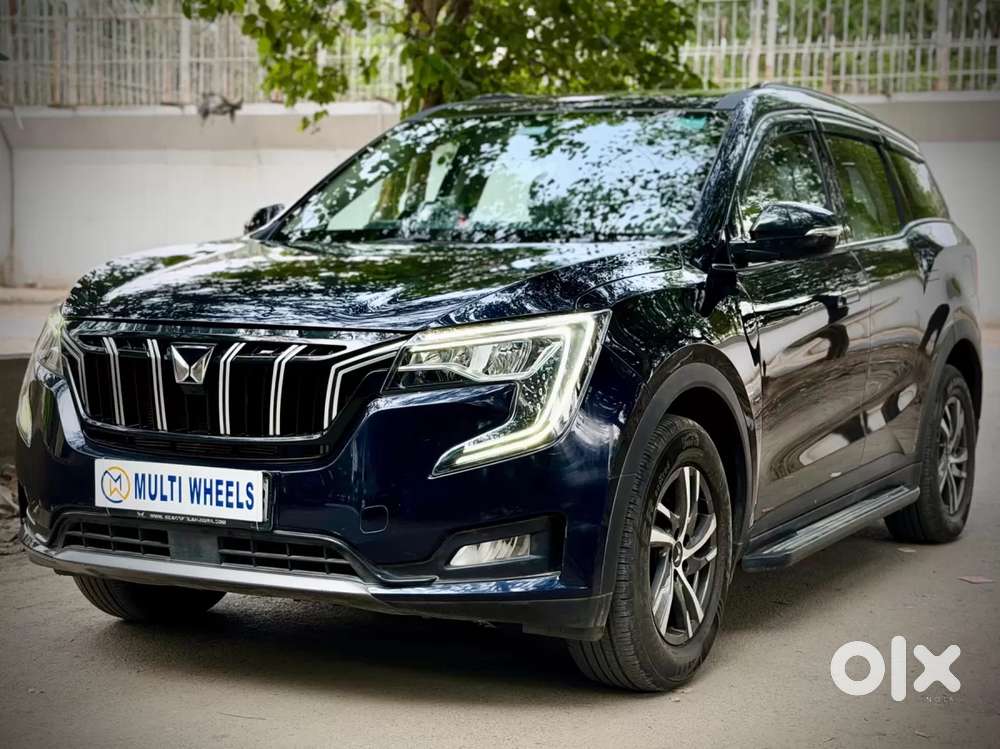 Mahindra Xuv700 2.0 Ax 5 Petrol Mt 7 Str, 2024, Petrol