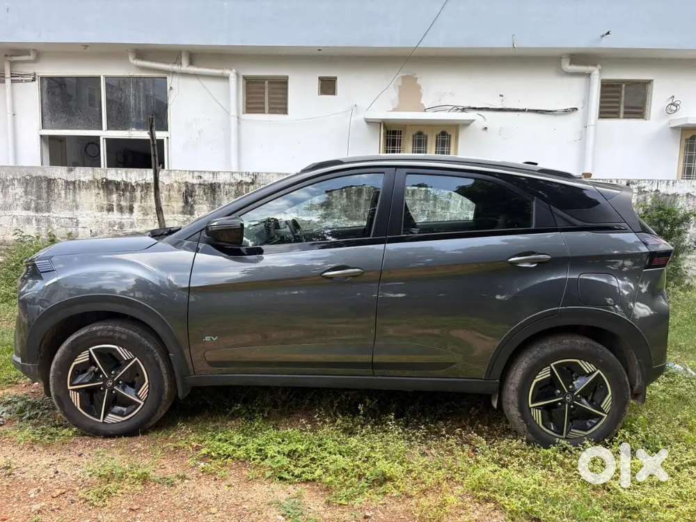 Tata Nexon Ev 2025 Electric Well Maintained. With Slow Charger