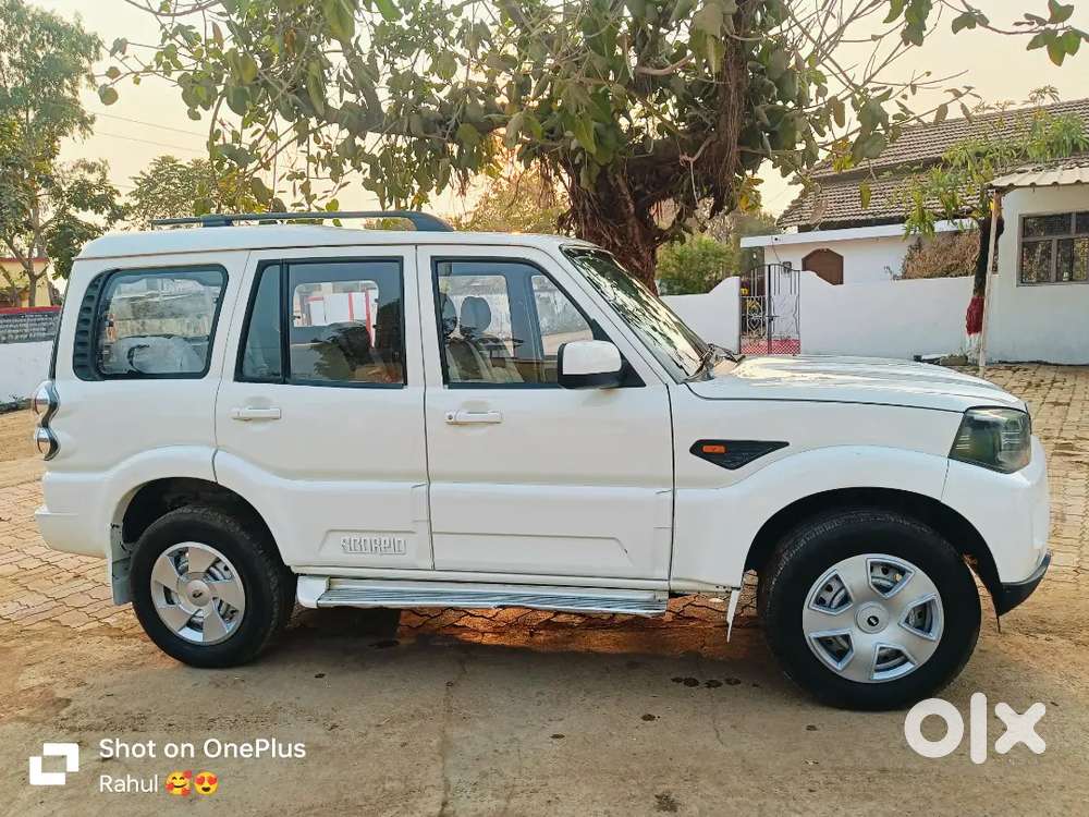 Mahindra Scorpio 2015 Diesel 200000 Km Driven