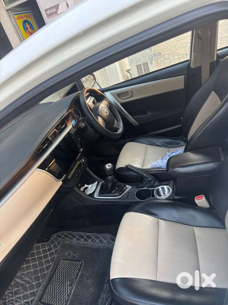 Toyota Corolla Altis 2016 Diesel Well Maintained