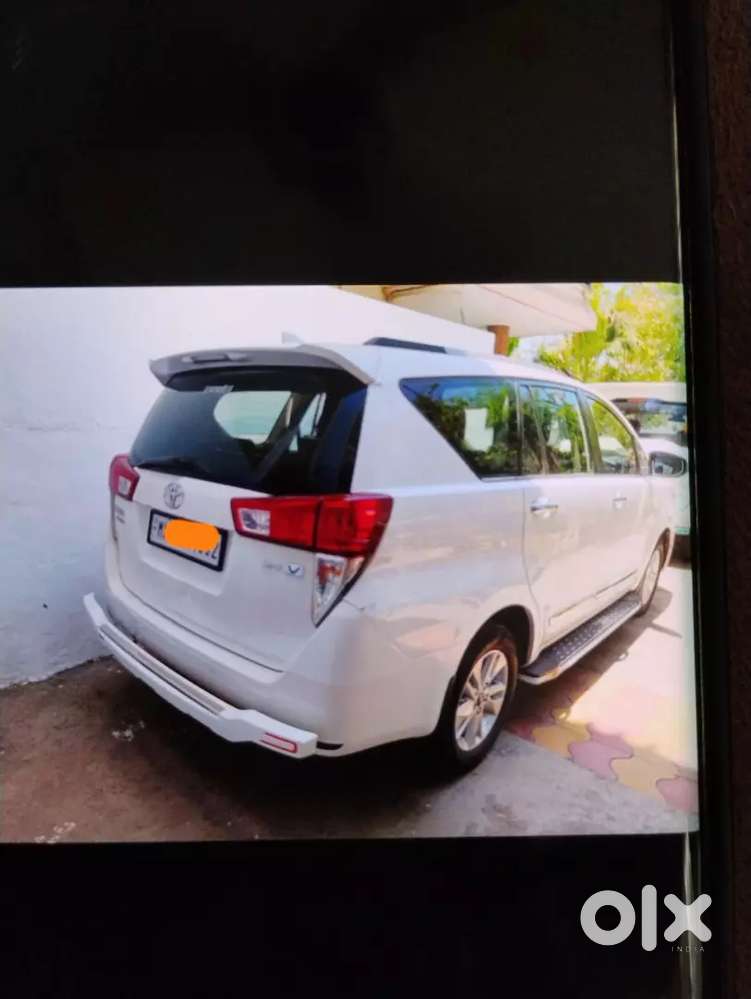 Toyota Innova Crysta 2017