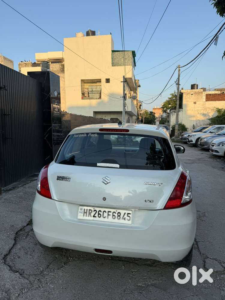 Maruti Suzuki Swift Vxi Optional, 2014, Petrol