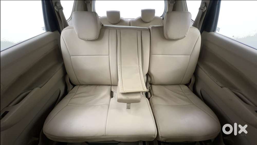 Maruti Suzuki Ertiga Vxi At, 2017, Petrol