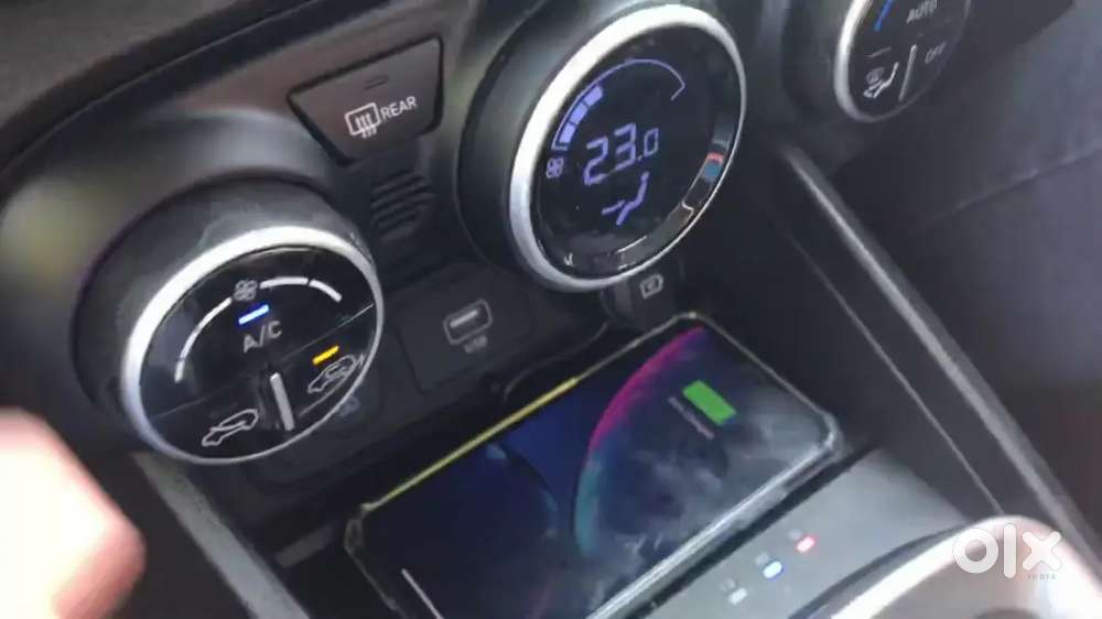 Automatic Venue Car  7gear Transmission Except Reverse Gear Price Nego