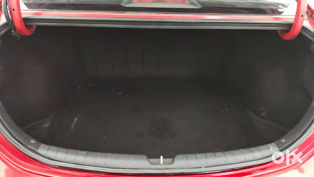 Hyundai Verna 1.6 Sx (o) Vtvt, 2018, Petrol
