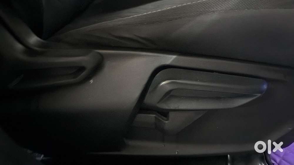 Tata Nexon 1.2 Revotron Xza Plus Premium, 2021, Petrol