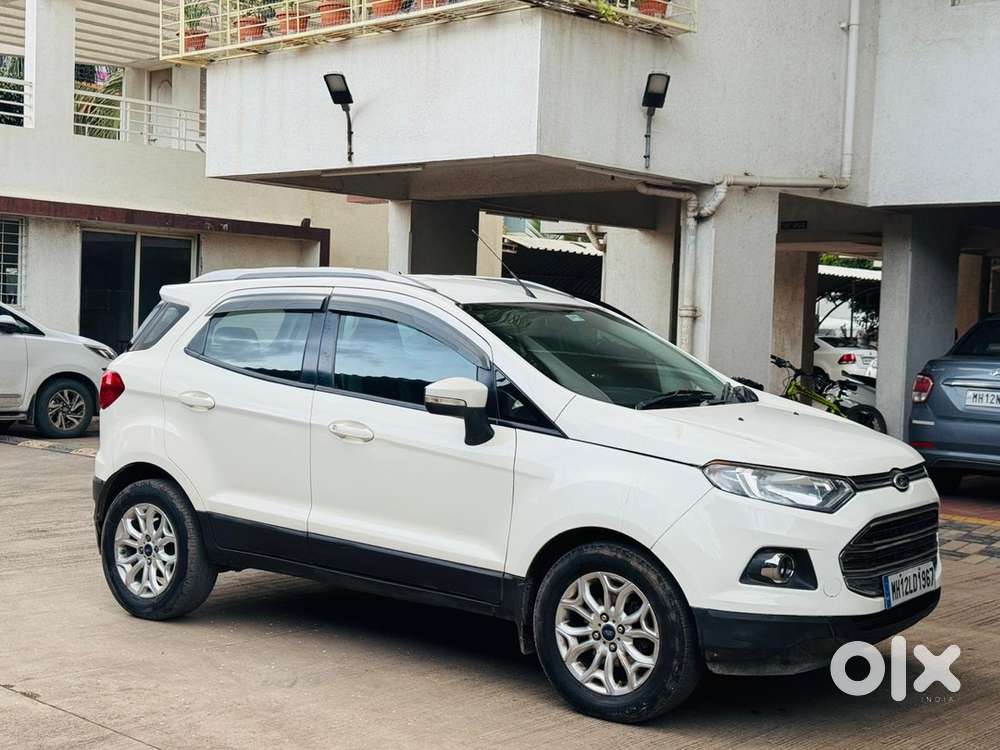 Ford Ecosport Titanium Petrol Automatic 2015 2nd Owner 77348 Km 325000