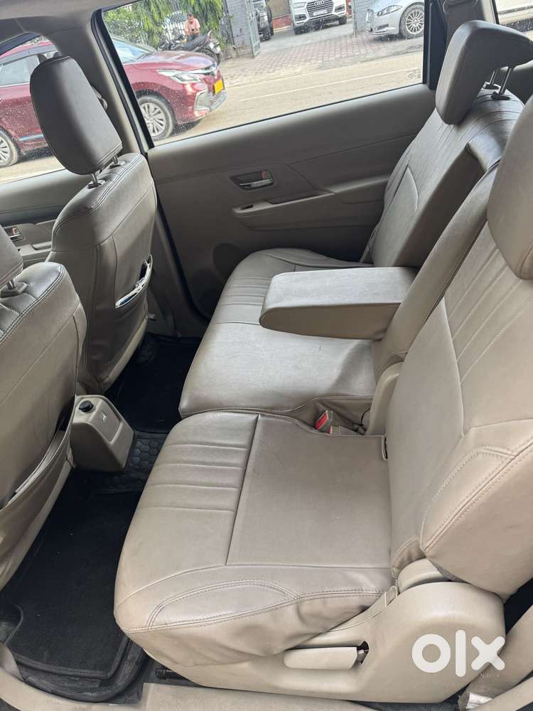 Maruti Suzuki Ertiga 1.4 Vxi Cng Anniversary Edition, 2022, Cng & Hy..