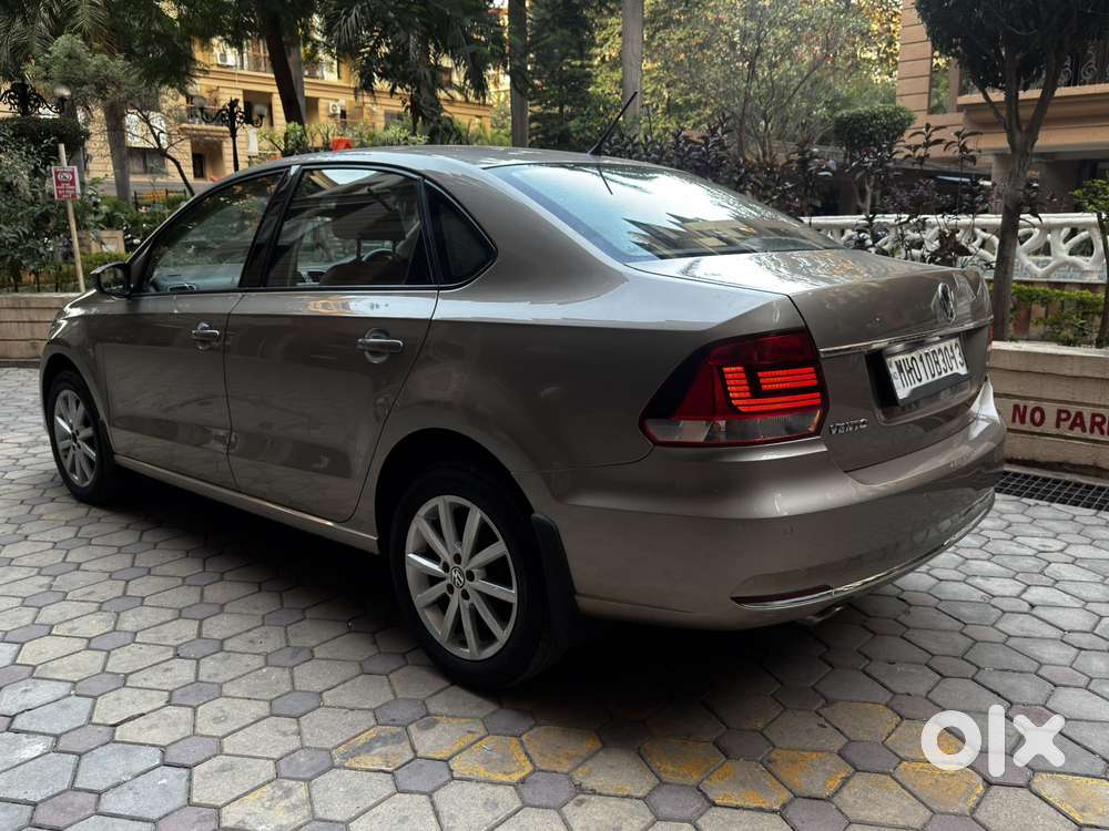 Volkswagen Vento 1.2 Highline Plus At 16 Alloy, 2018, Petrol