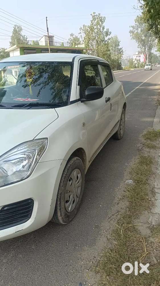Maruti Suzuki Swift 2021 Petrol 85000 Km Driven