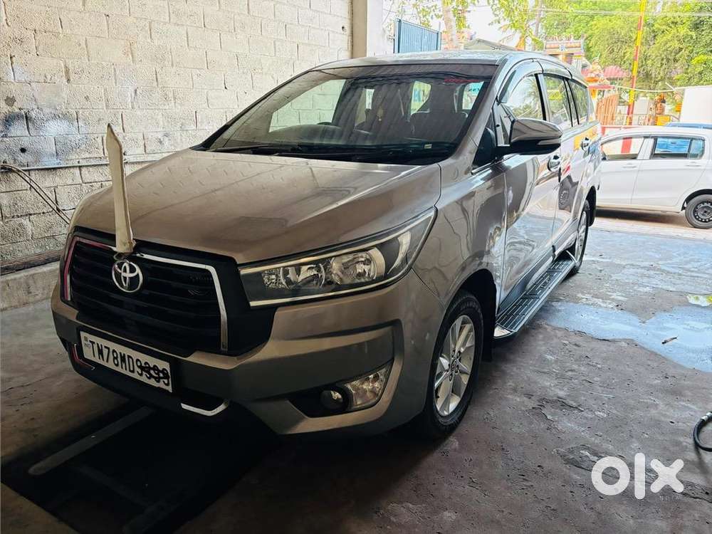 Toyota Innova Crysta 2016