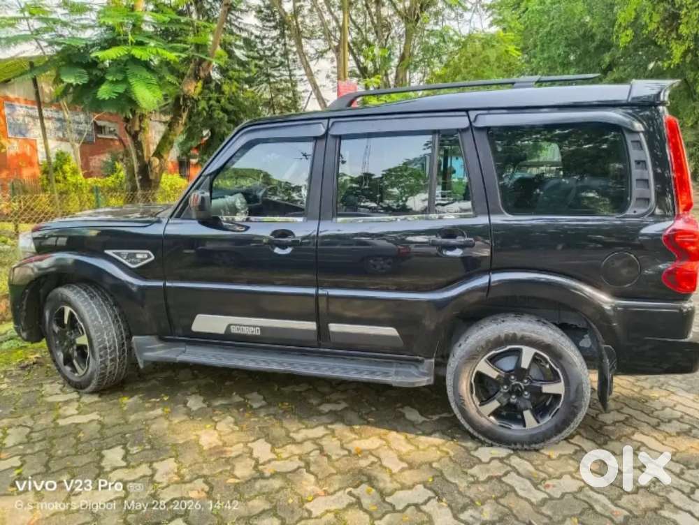 Scorpio S11