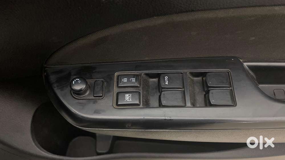 Maruti Suzuki Swift 2011-2014 Vxi, 2014, Petrol