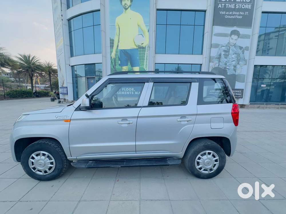 Mahindra Tuv 300 T6, 2016, Petrol