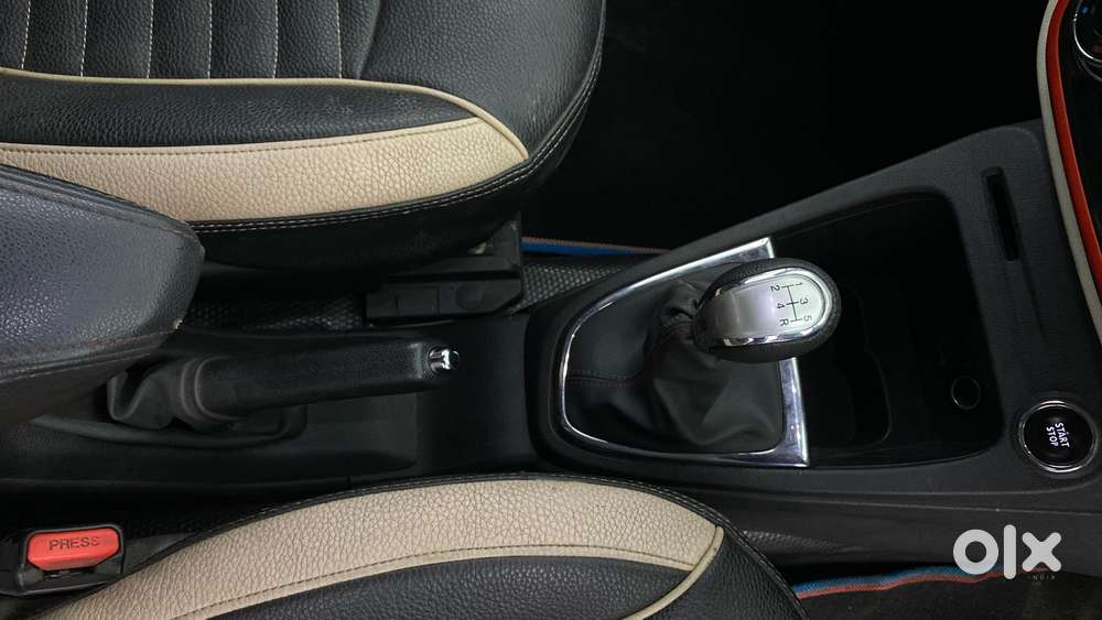 Renault Captur 1.5 Petrol Rxt, 2018, Petrol
