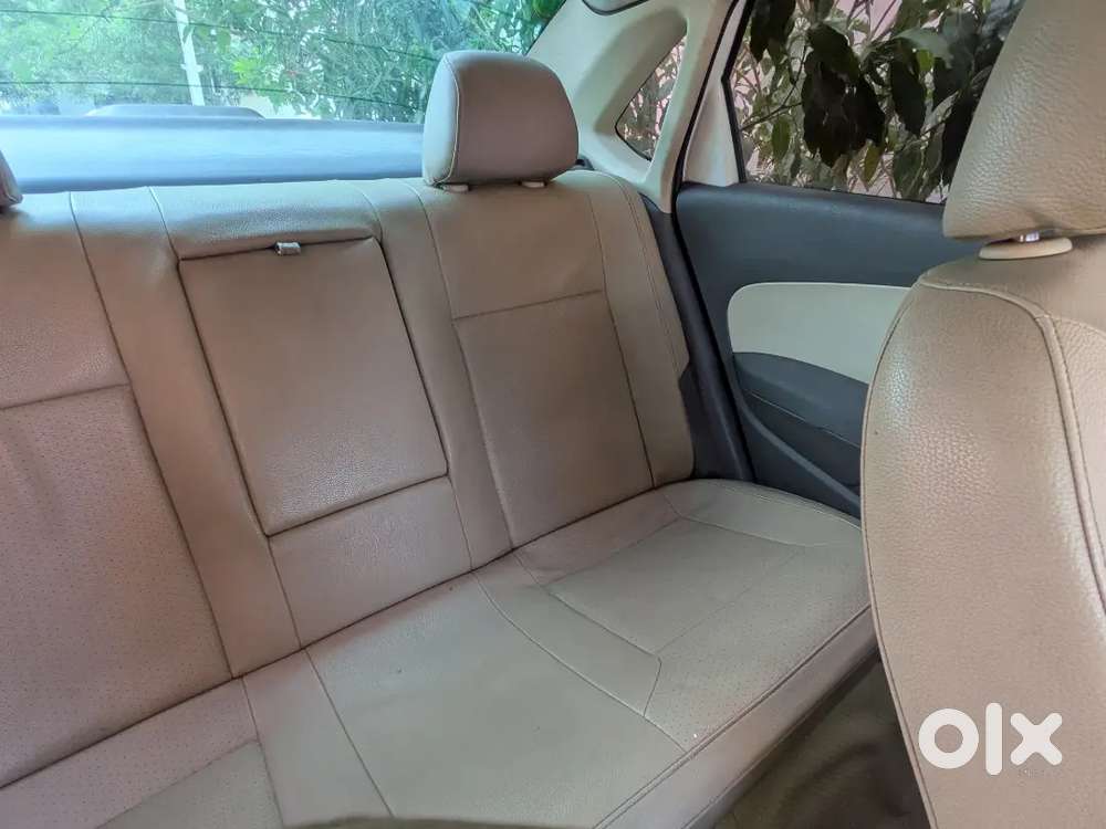Volkswagen Vento 2011 Petrol Automatic Highline