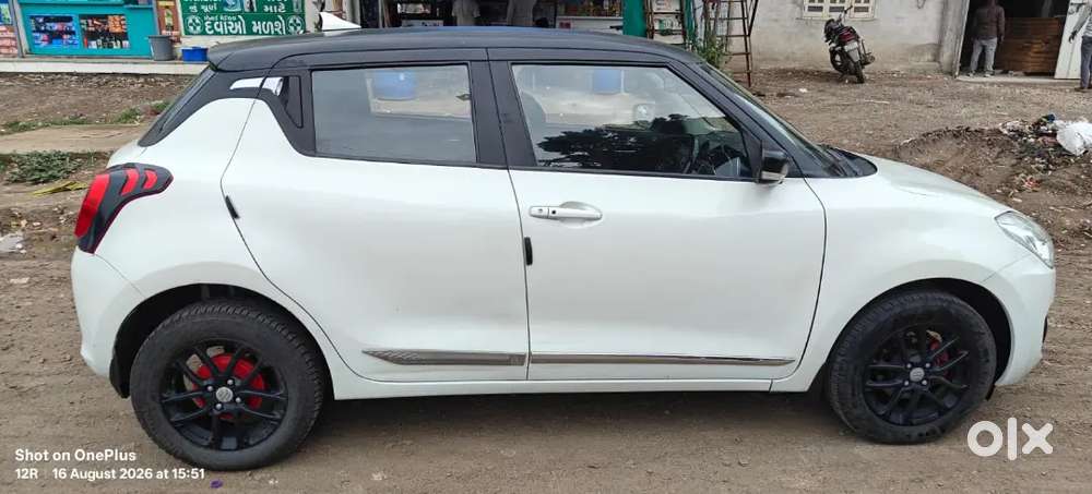 Maruti Suzuki Swift 2021