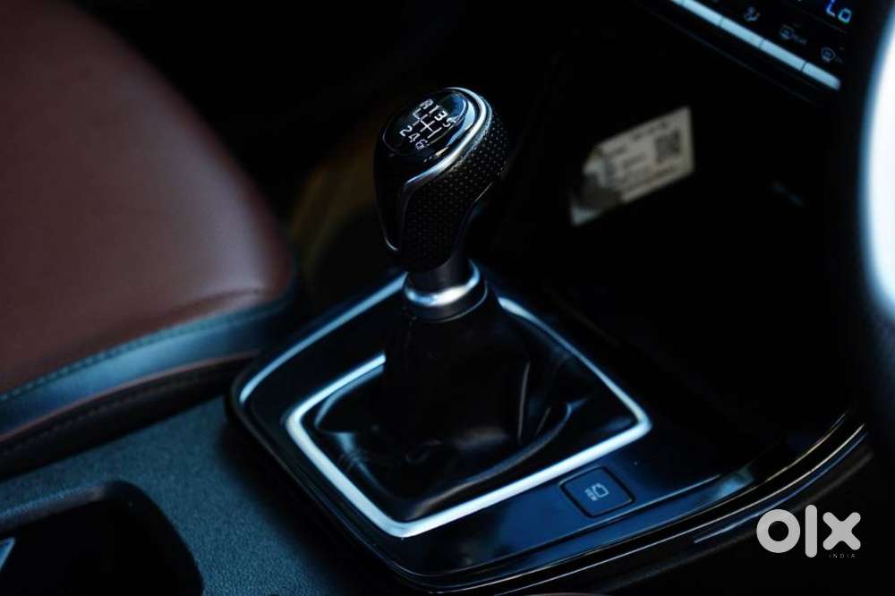 Hyundai Alcazar Platinum, 2023, Petrol