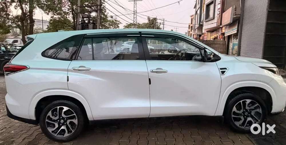 Maruti Suzuki Invicto 2023 Petrol( Hybrid)  Good Condition