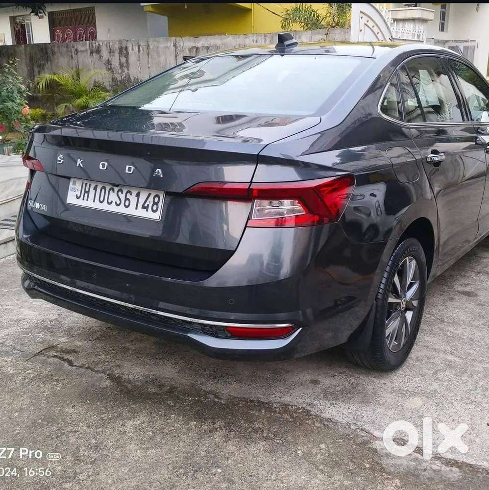 Skoda Slavia 2023 Petrol Well Maintained