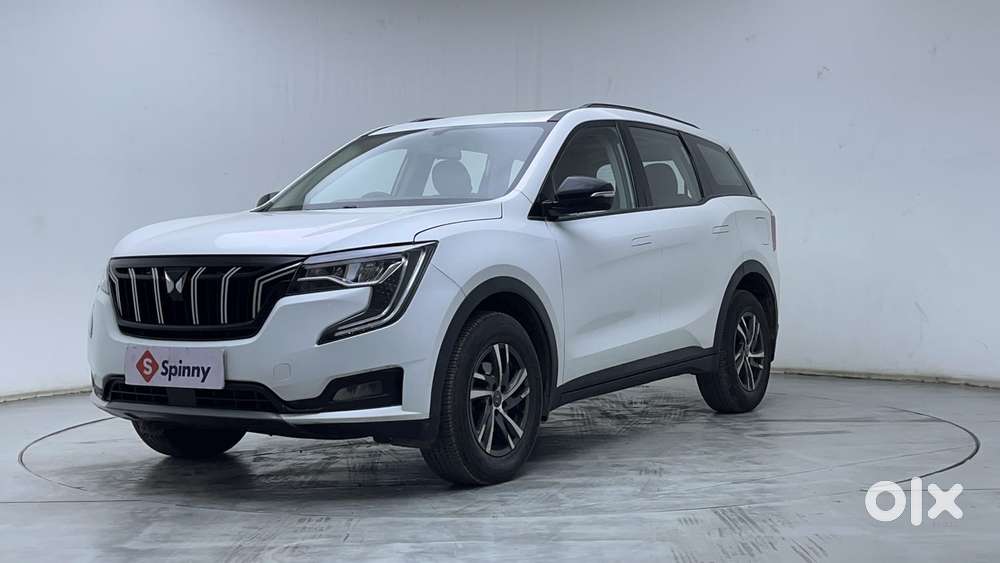 Mahindra Xuv700 2.0 Ax 5 Petrol At Str, 2021, Petrol