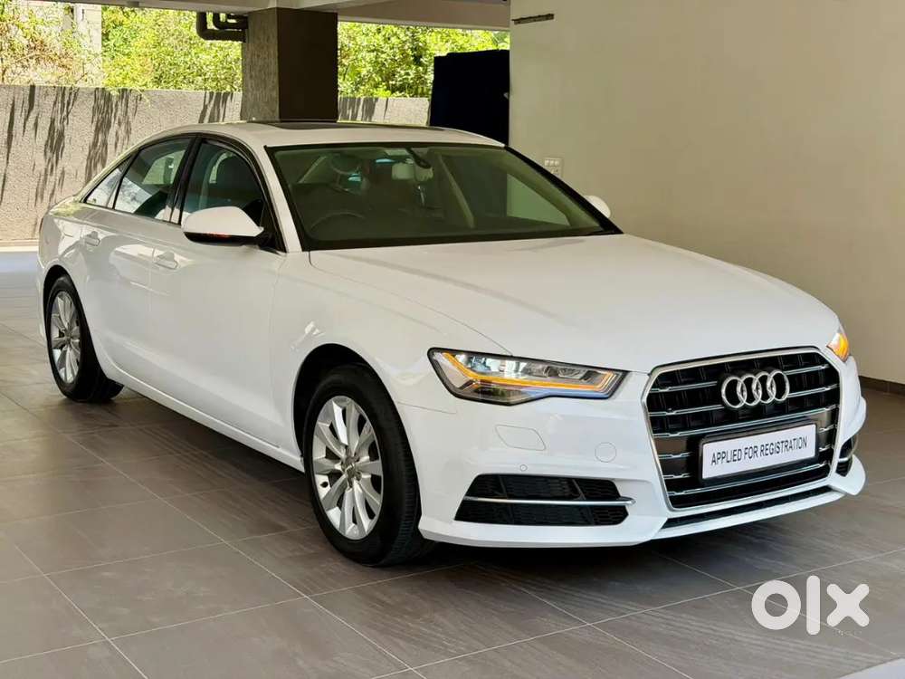 Audi A6 Premium*
*2011*
1st Full