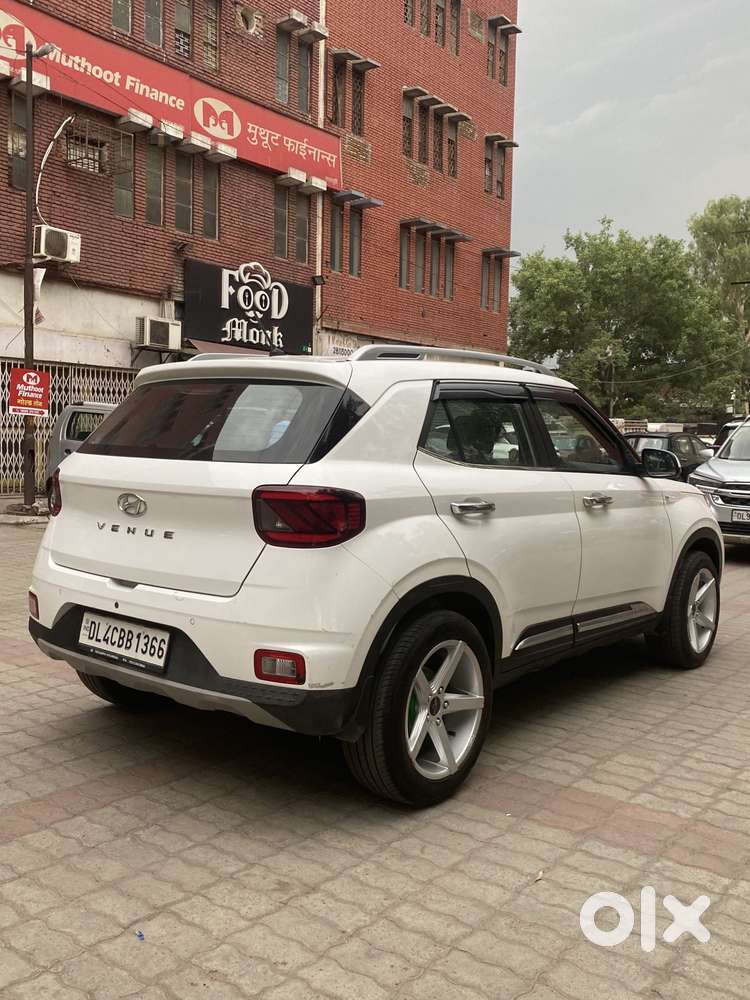 Hyundai Venue S 1.2 Petrol, 2022, Petrol
