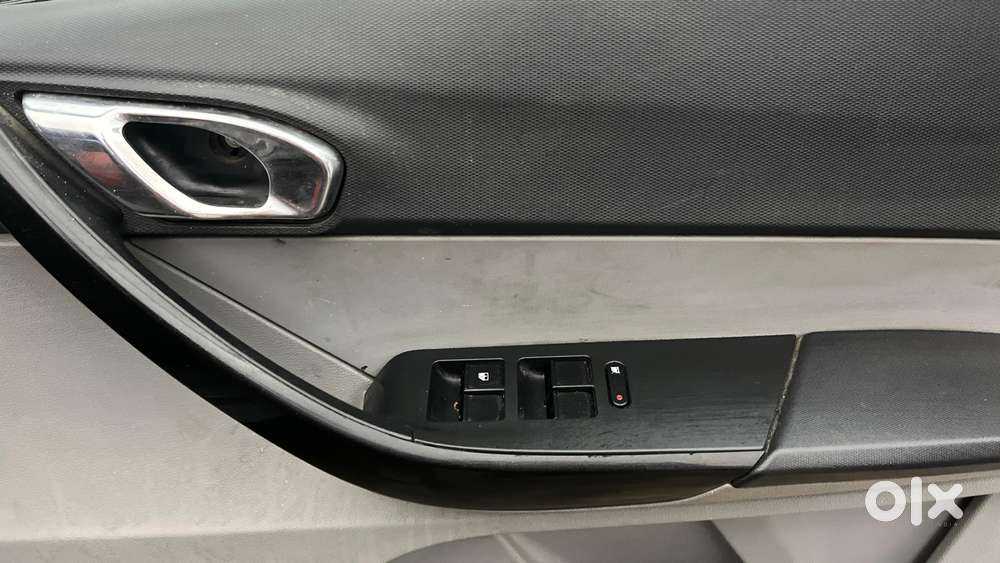 Tata Tiago 1.2 Revotron Xz, 2020, Petrol