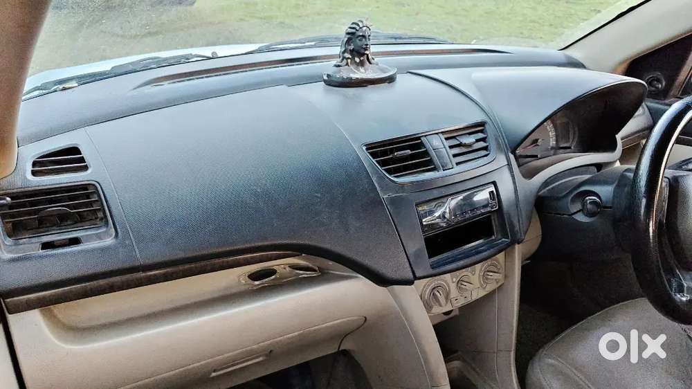 स्विफ्ट Dizaire Uk14 Taxi. Good Condition
