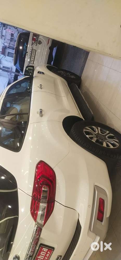 Ford Endeavour Titanium 4x2, 2021, Diesel