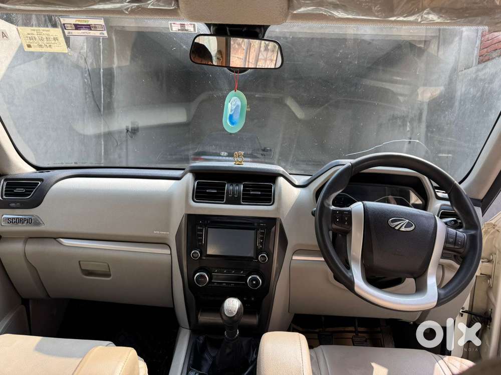 Mahindra Scorpio S10 8 Seater, 2017, Diesel