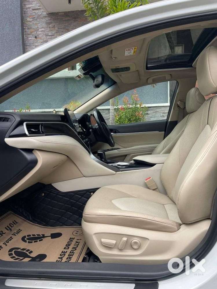 Toyota Camry 2.5 Hybrid, 2022, Diesel