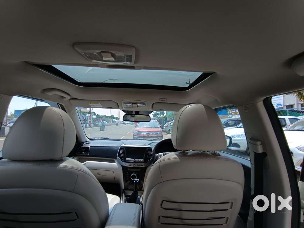 Mahindra Xuv300 W8 Option Dual Tone Diesel, 2021, Diesel