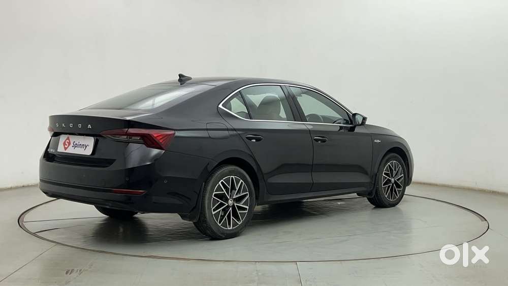 Skoda Octavia 2.0 L K Tsi At, 2021, Petrol