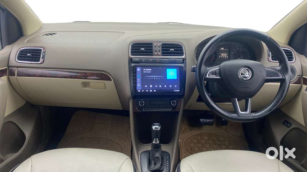 Skoda Rapid 1.5 Tdi At Elegance, 2015, Diesel