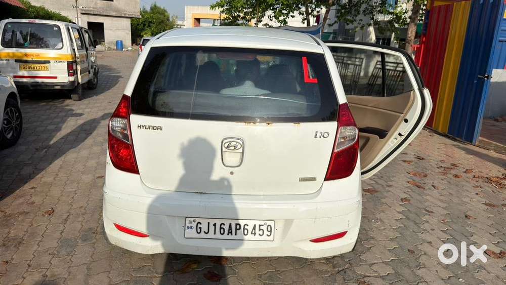 Hyundai Petrol Car 2011 Model